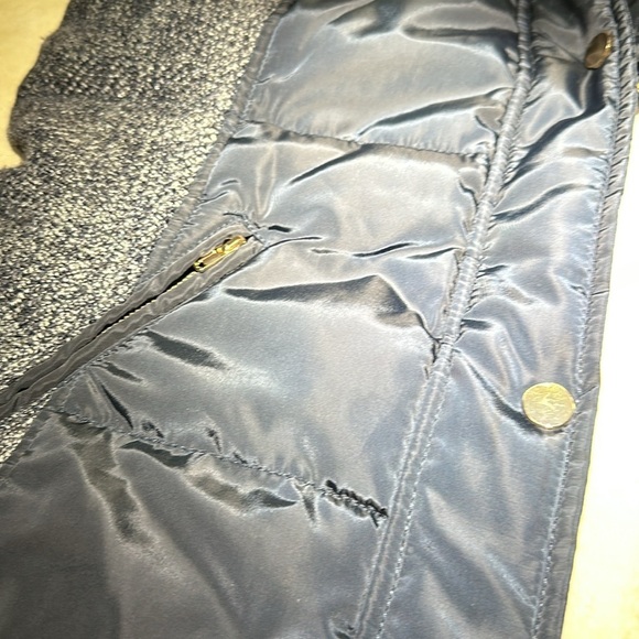 Ci Sono Navy Faux Sherpa Lined Front Zippered Mixed Material Puffer Vest Small - Picture 12 of 12